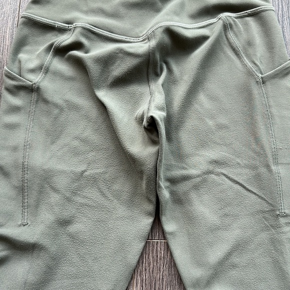 Lululemon Align 25” with pockets size 2 grey sage - Picture 5 of 7